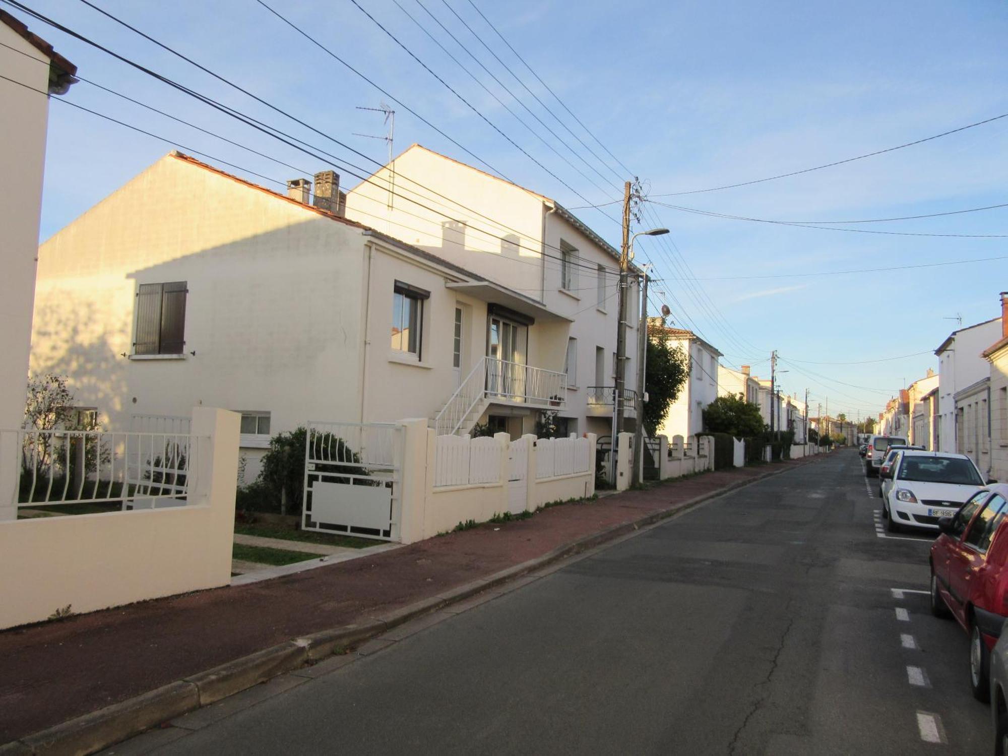 Maranatha Bis Daire Saintes Dış mekan fotoğraf